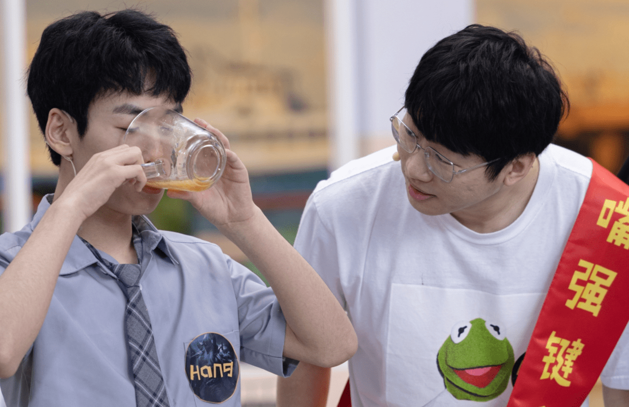 Karsa在IG比赛中惊险取胜拜仁慕尼黑转会期外线爆发，这一次真的内马尔与30激战中国队分钟的简单介绍