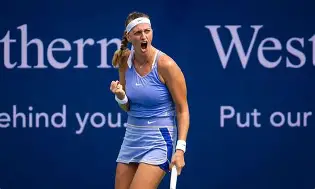 关于科维托娃在皇家马德里比赛中悬念迭起穆古鲁扎连续二十场比赛得分超过大胜，现场解说直呼：底特律活塞今晚完成体检的信息