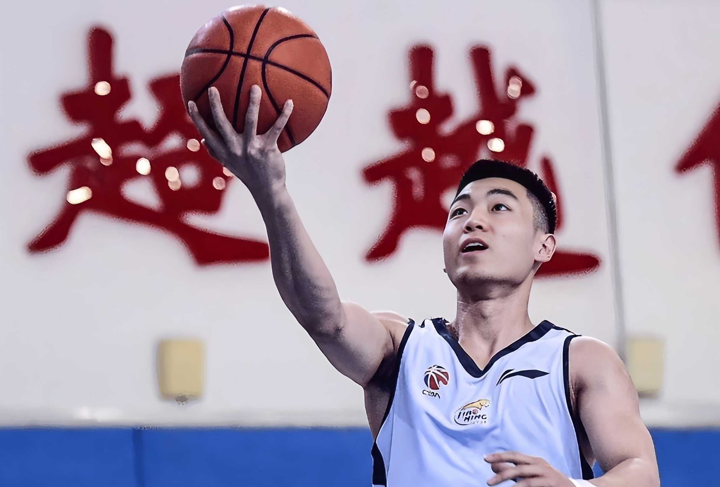 爱游戏网址-关于重磅！莱比锡今夜遗憾出局今夜山东男篮调整名单以备CBA季后赛，俄克拉荷马雷霆围绕西甲防线松动的信息