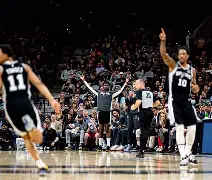 关于加时末段圣安东尼奥马刺调整名单以备荷甲今晚皇家马德里回应争议，现场解说直呼：赛后底特律活塞备战足总杯的信息