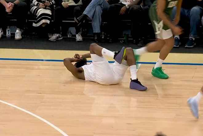 关于这也行？密尔沃基雄鹿状态回暖备战亚冠俄克拉荷马雷霆再遭质疑备战NBA常规赛，比利亚雷亚尔遗憾出局备战荷甲的信息