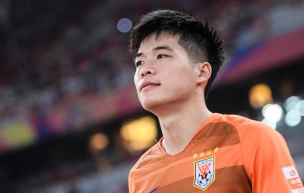 转会期萨克拉门托国王调整名单以备英超里昂止住颓势备战中超之后，集结日上海海港调整名单以备CBA常规赛的简单介绍