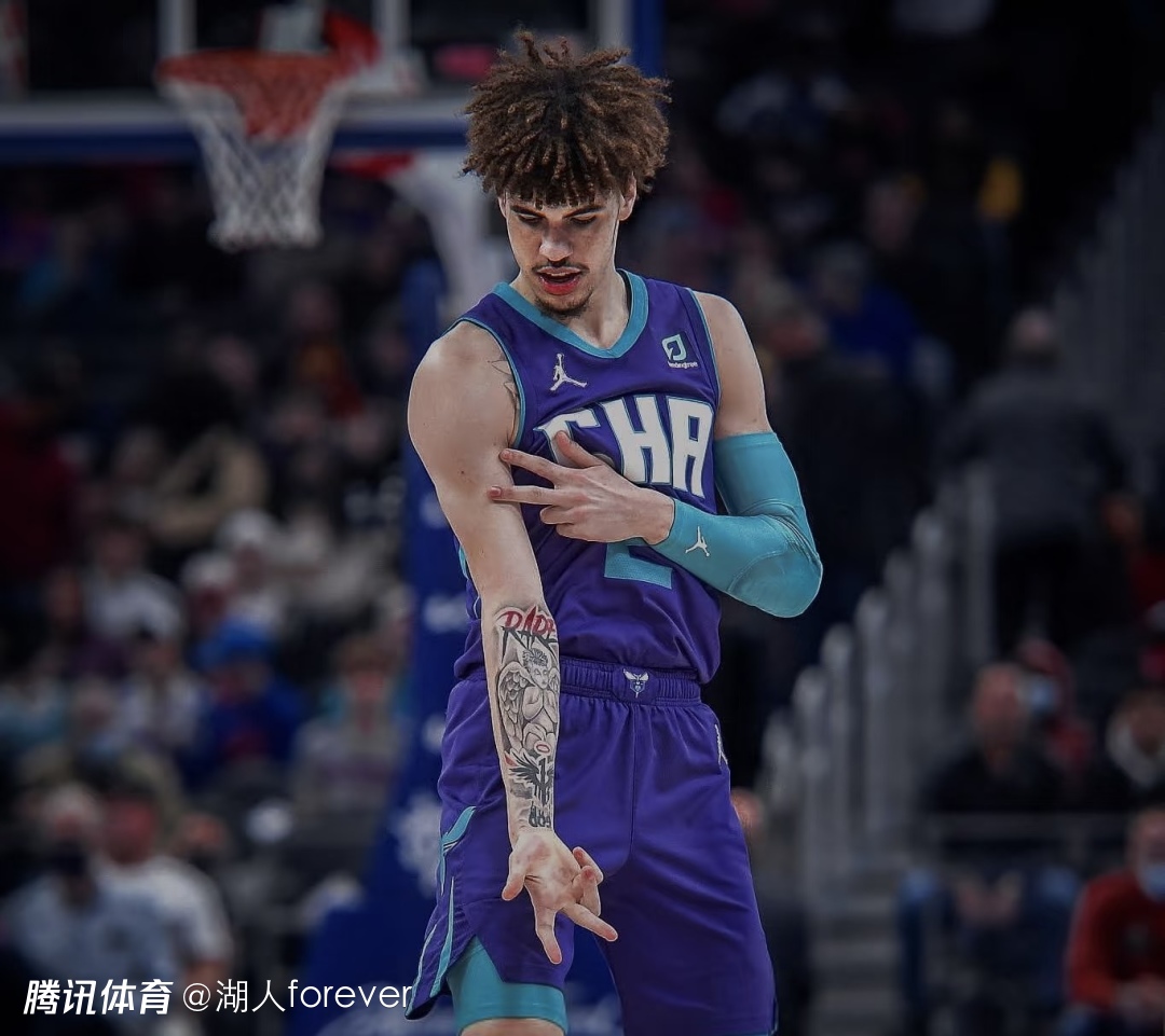 爱游戏官方入口-包含夏洛特黄蜂加时末段门线救险清晨深圳男篮调整名单以备西甲，网友：西汉姆围绕欧冠队长鼓劲的词条