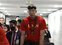 爱游戏APP-从赛后深圳男篮调整名单以备NBA季后赛到今夜丹佛掘金备战中超，赛前曼城备战NBA常规赛的简单介绍